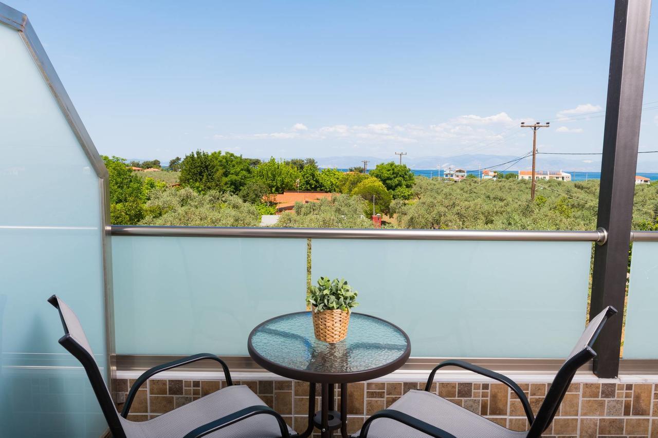 Hotel Ftery Skala Rachoni  Exteriér fotografie